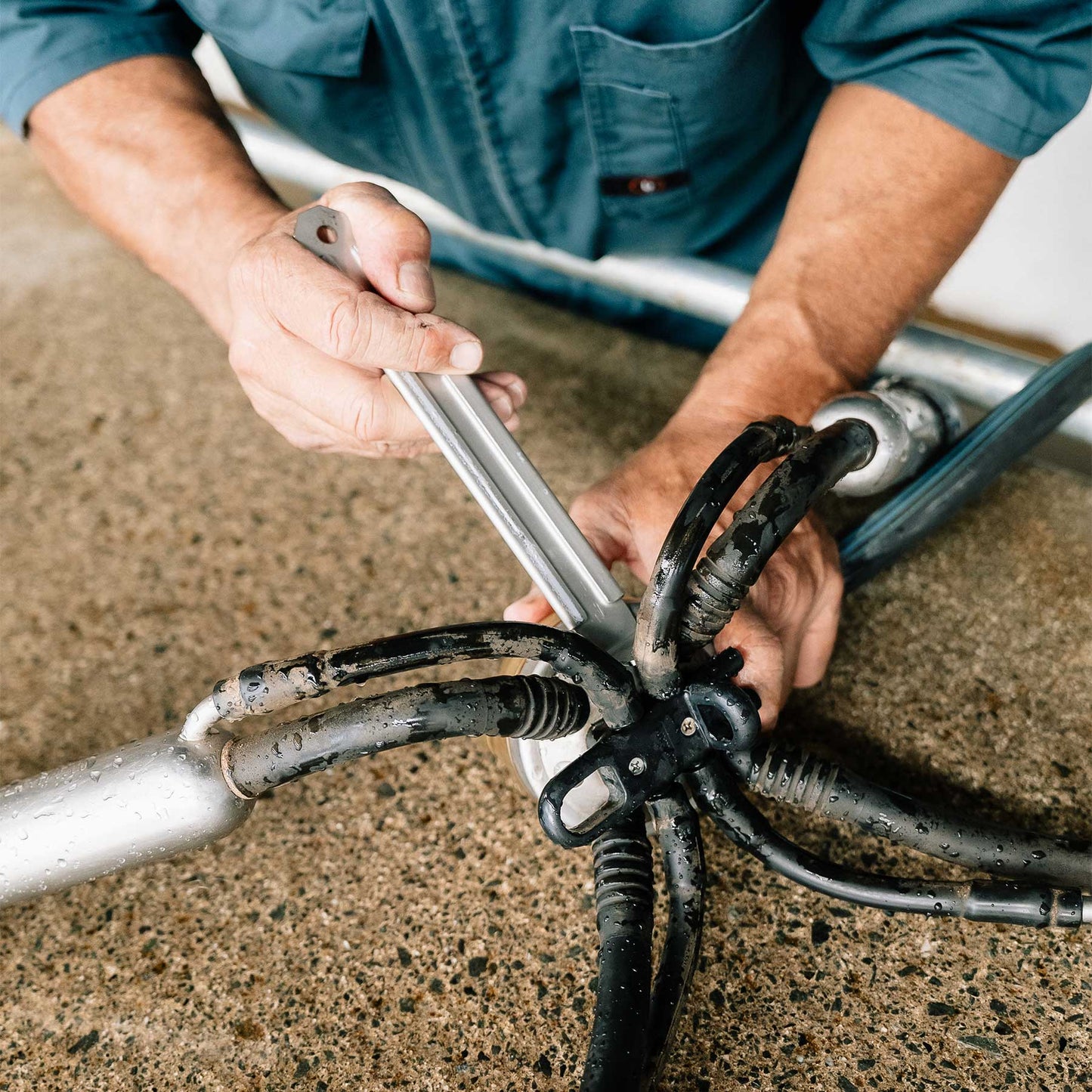 Trusten The Classic Priser stainless steel in use