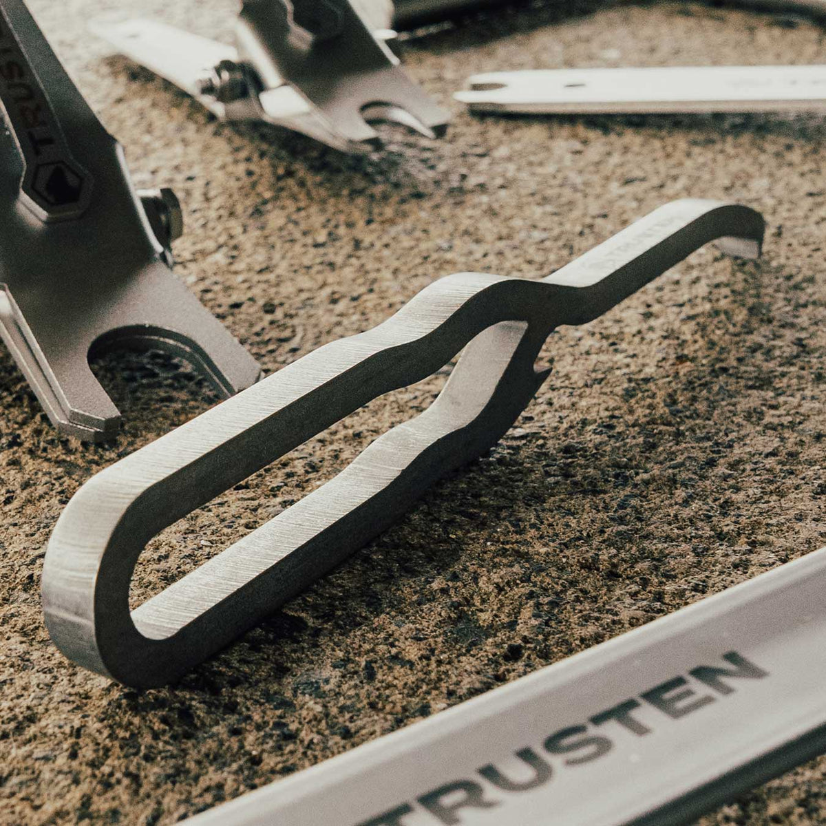 The Mini Priser – Compact & Efficient