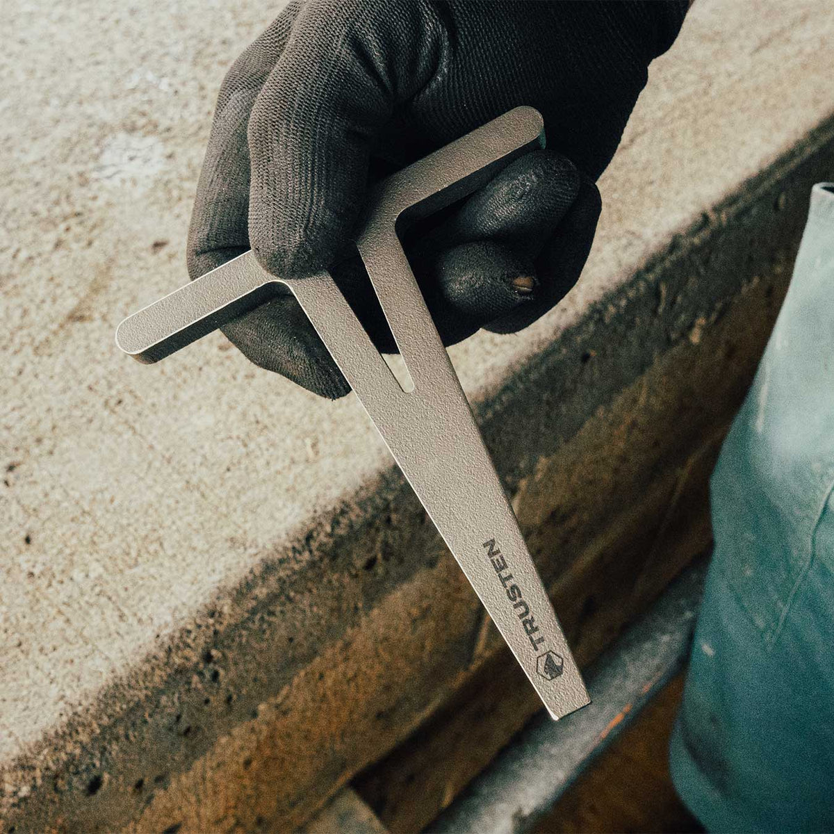 The Trough Wedger – Quick & Efficient Trough Repair